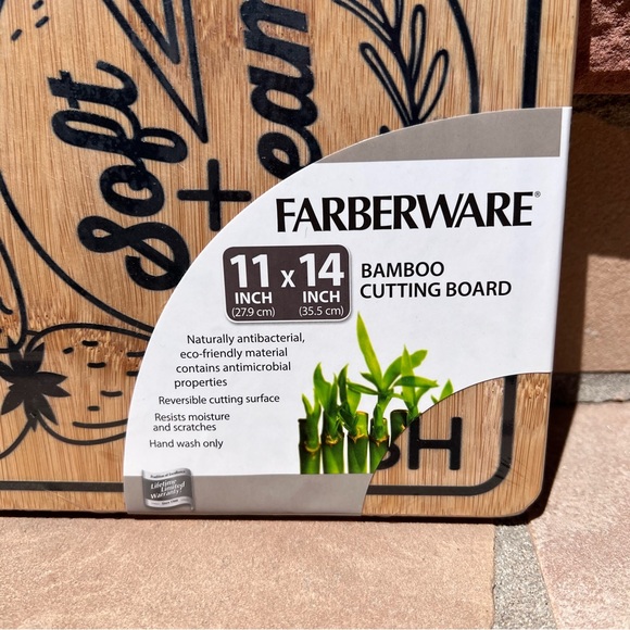 FARBERWARE NWT Bamboo Cutting Board 11x14 Eco-Friendly Material Reversible - Picture 3 of 5